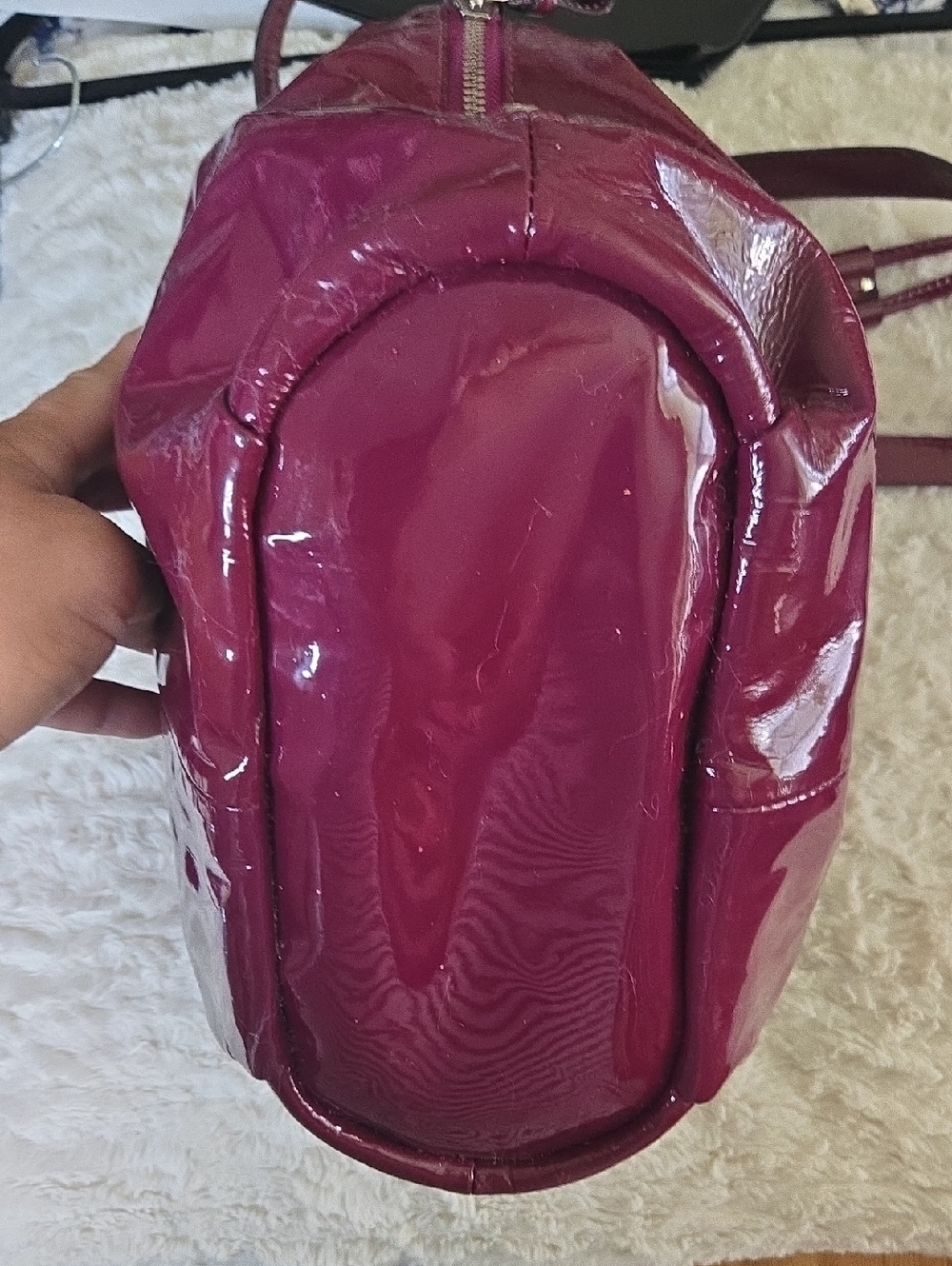 Coach Patent Leather Drawstring Hobo in Fushsia With Matching Wallet In Pristine - Picture 11 of 16